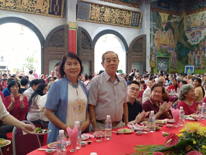 极乐寺,赠地,医疗,